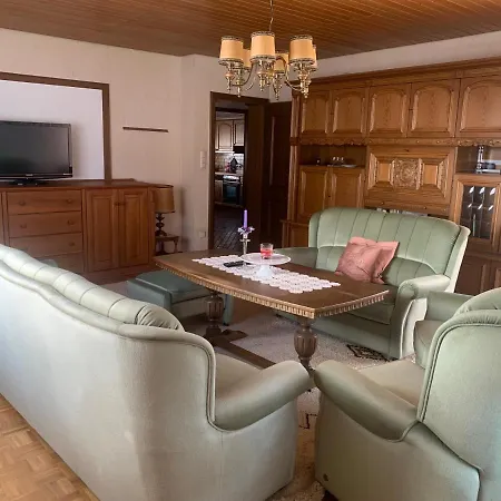 Ferienzimmer Homestay *