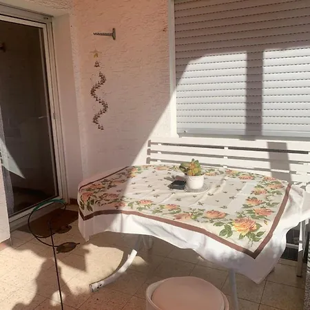 Privatunterkunft Ferienzimmer *
